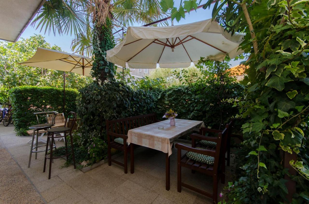 Apartments Amalija Vodice Extérieur photo