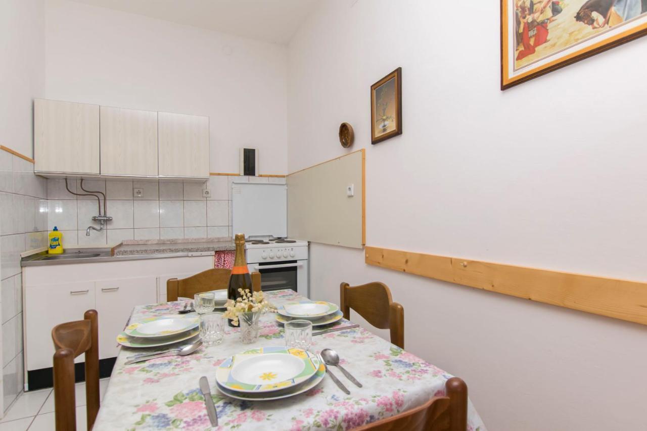 Apartments Amalija Vodice Extérieur photo