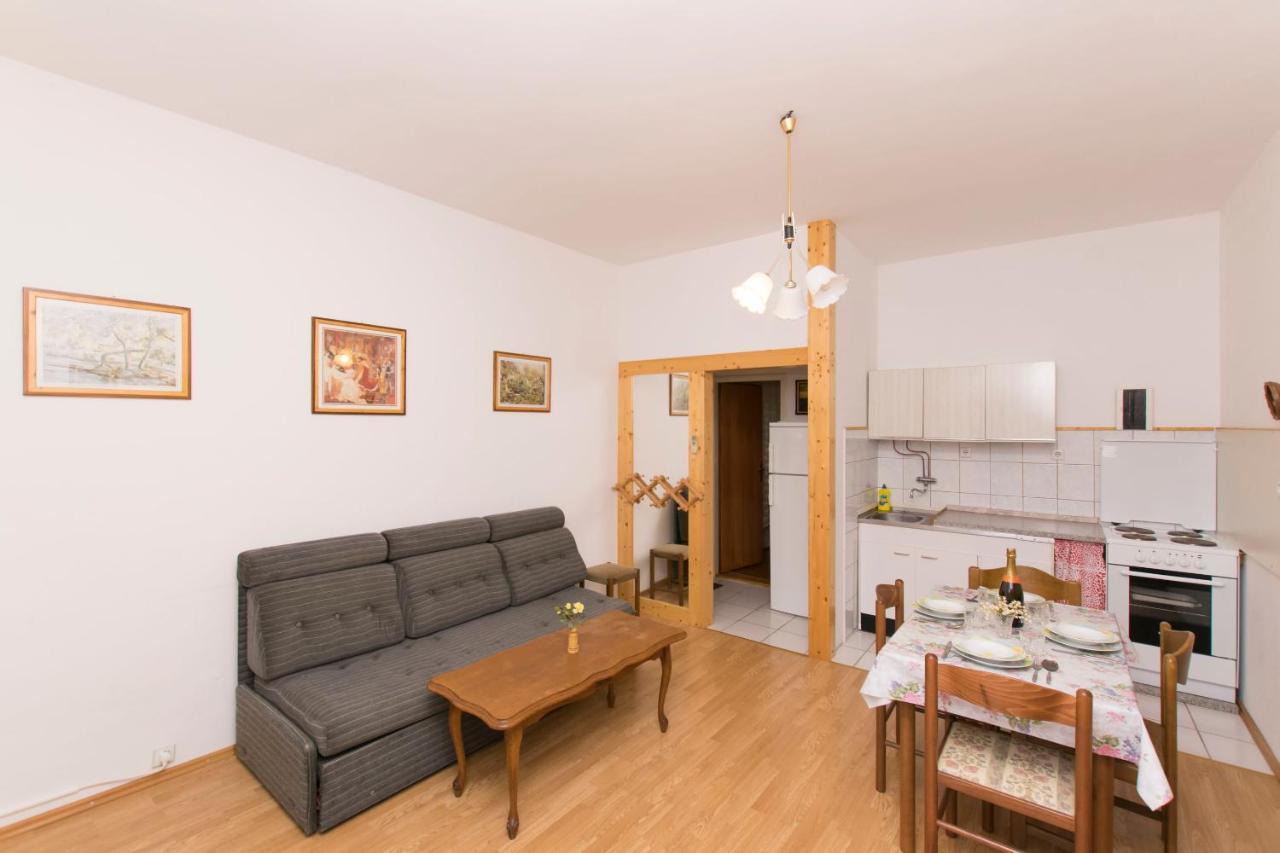 Apartments Amalija Vodice Extérieur photo